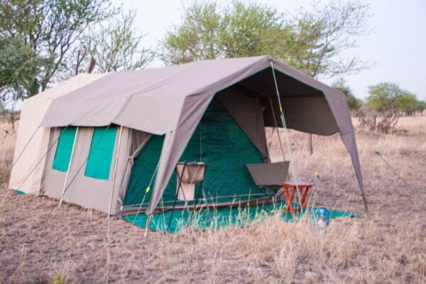 4-Day Exclusive Mobile Camp Safari 4-Day Exclusive Mobile Camp Safari