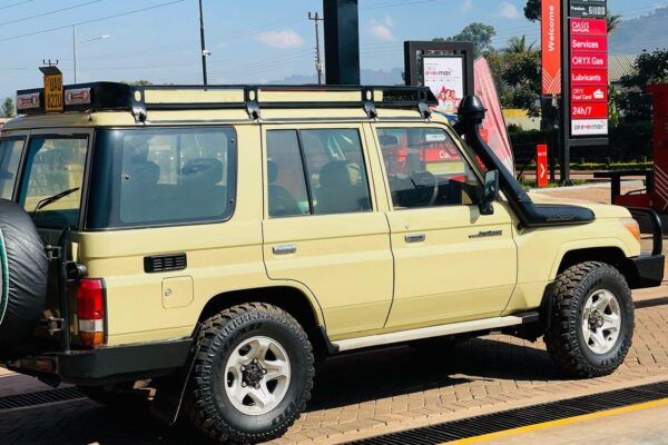Uganda Safari Vehicle Uganda Safari Vehicle