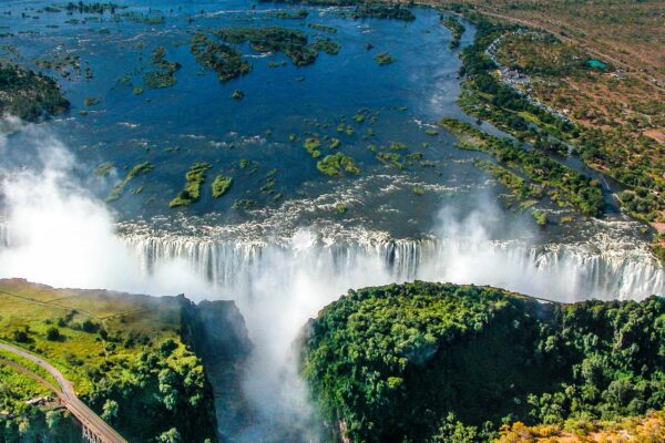 Zimbabwe and Rwanda Safari
