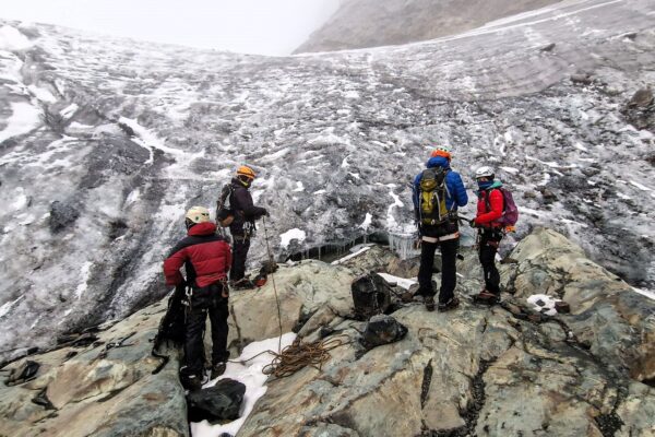 Group Rwenzori Treks