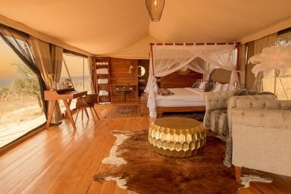 Luxury Safari With Hot Air Balloon